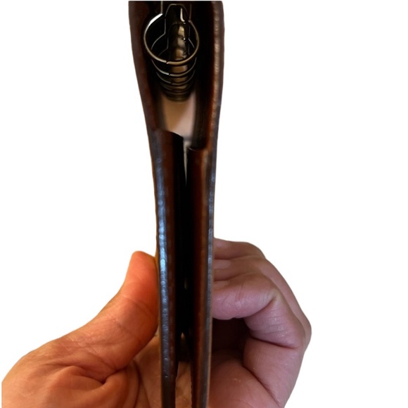 Louis Vuitton Epi Leather Passport Pocket Agenda or Wallet - Picture 4 of 10